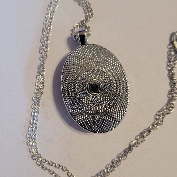 Necklace Pendant (Wildlife) - Picture 5 of 8